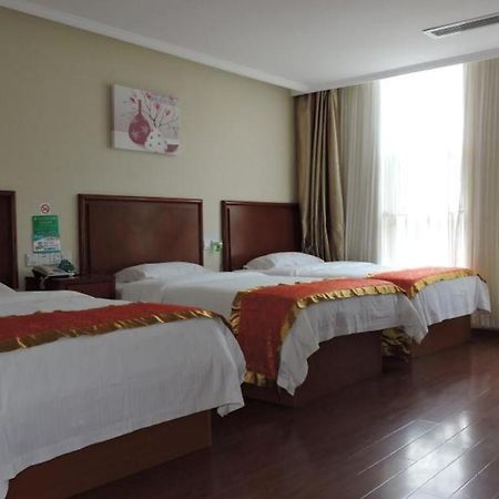 Greentree Inn Linyi Feixian Jianshe Road Express Hotel Zewnętrze zdjęcie