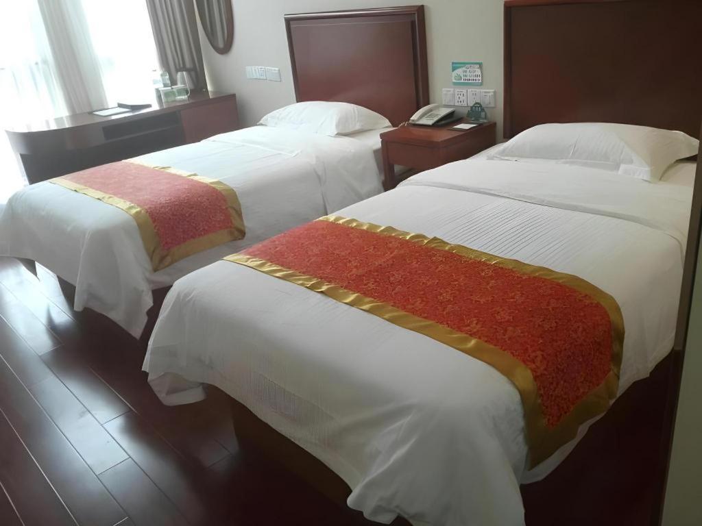 Greentree Inn Linyi Feixian Jianshe Road Express Hotel Zewnętrze zdjęcie