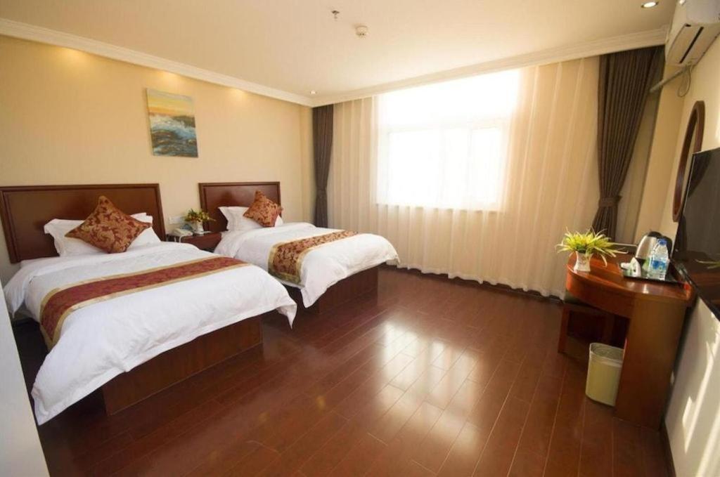 Greentree Inn Linyi Feixian Jianshe Road Express Hotel Zewnętrze zdjęcie