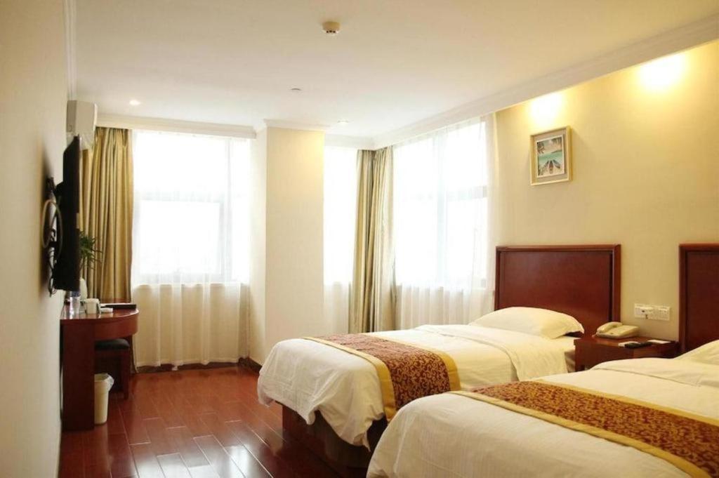 Greentree Inn Linyi Feixian Jianshe Road Express Hotel Zewnętrze zdjęcie