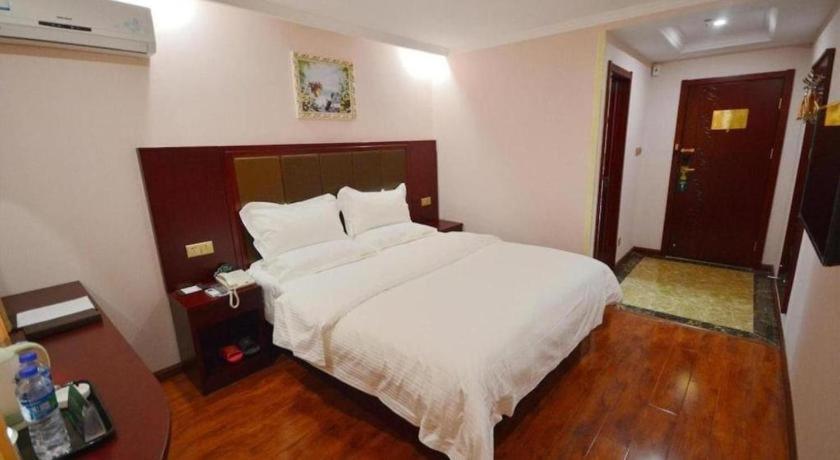 Greentree Inn Linyi Feixian Jianshe Road Express Hotel Zewnętrze zdjęcie