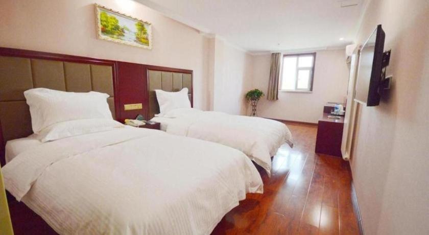 Greentree Inn Linyi Feixian Jianshe Road Express Hotel Zewnętrze zdjęcie