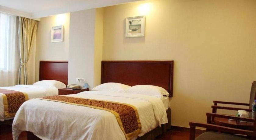 Greentree Inn Linyi Feixian Jianshe Road Express Hotel Zewnętrze zdjęcie