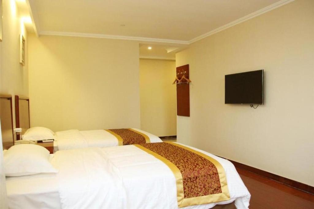 Greentree Inn Linyi Feixian Jianshe Road Express Hotel Zewnętrze zdjęcie