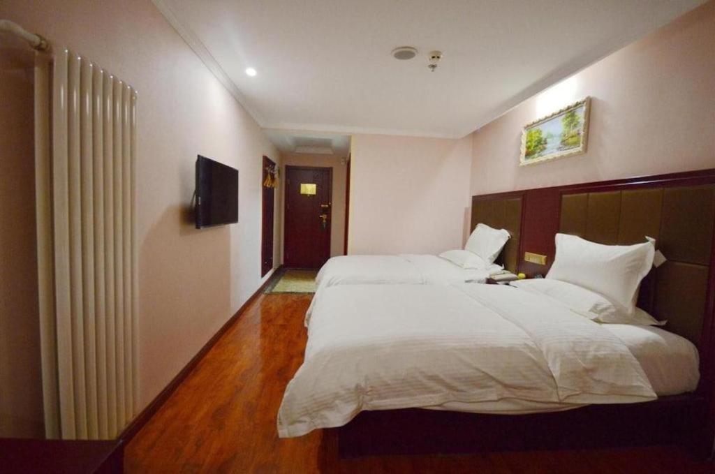 Greentree Inn Linyi Feixian Jianshe Road Express Hotel Zewnętrze zdjęcie