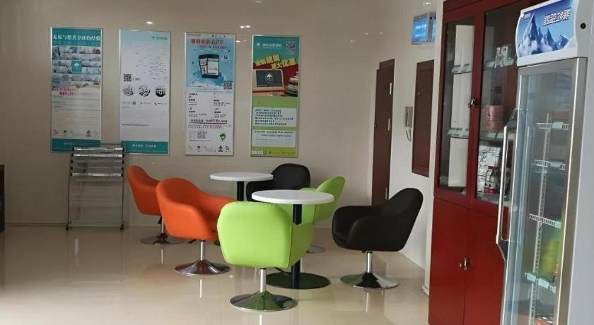 Greentree Inn Linyi Feixian Jianshe Road Express Hotel Zewnętrze zdjęcie