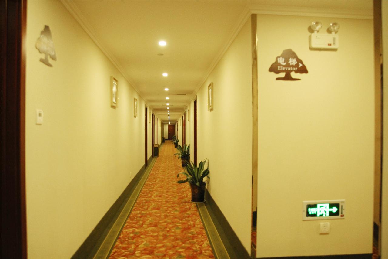 Greentree Inn Linyi Feixian Jianshe Road Express Hotel Zewnętrze zdjęcie